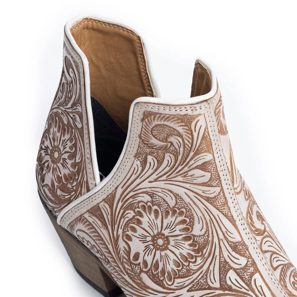 NWT 🌟 Western Hand-Tooled Booties In Ivory - Picture 10 of 10
